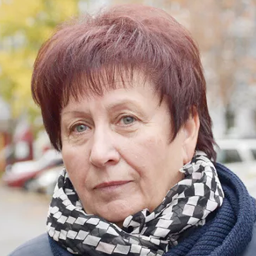 Чистякова Элеонора