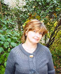 Елена Артова