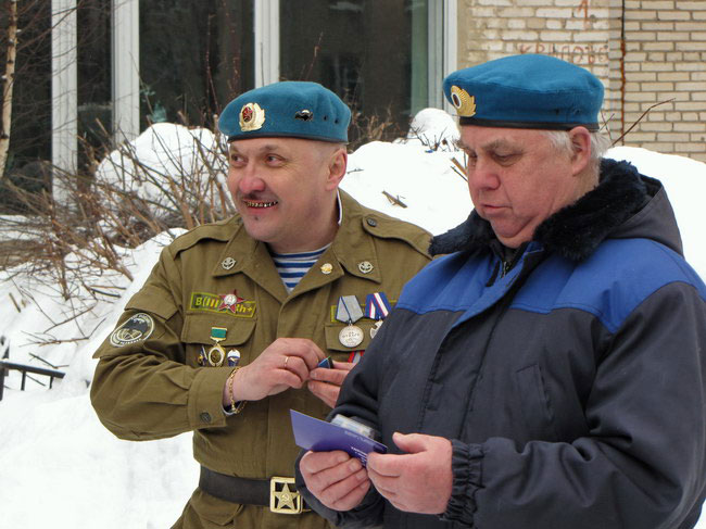 Митинг у мемориала