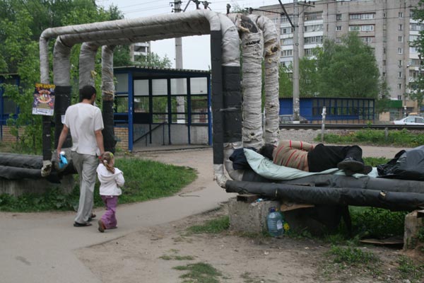 Бомжи в Заветах Ильича
