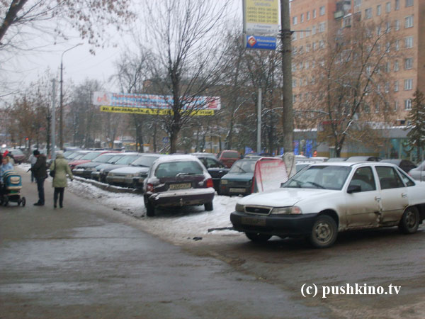 Парковка на Московском проспекте