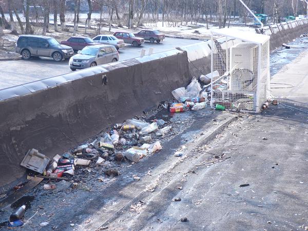 Мусор на крыше