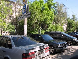 стоянка на пешеходном переходе