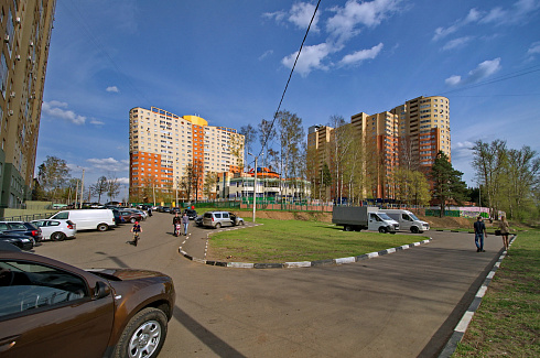 Весна на Серебрянской