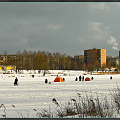 Красные палатки.