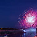 Niagara Falls. Night.