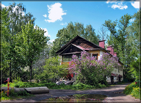 Весна на Речной улице.